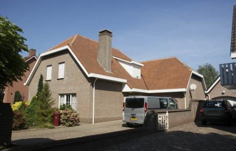 Dak reinigen St. Willebrord (eindresultaat)