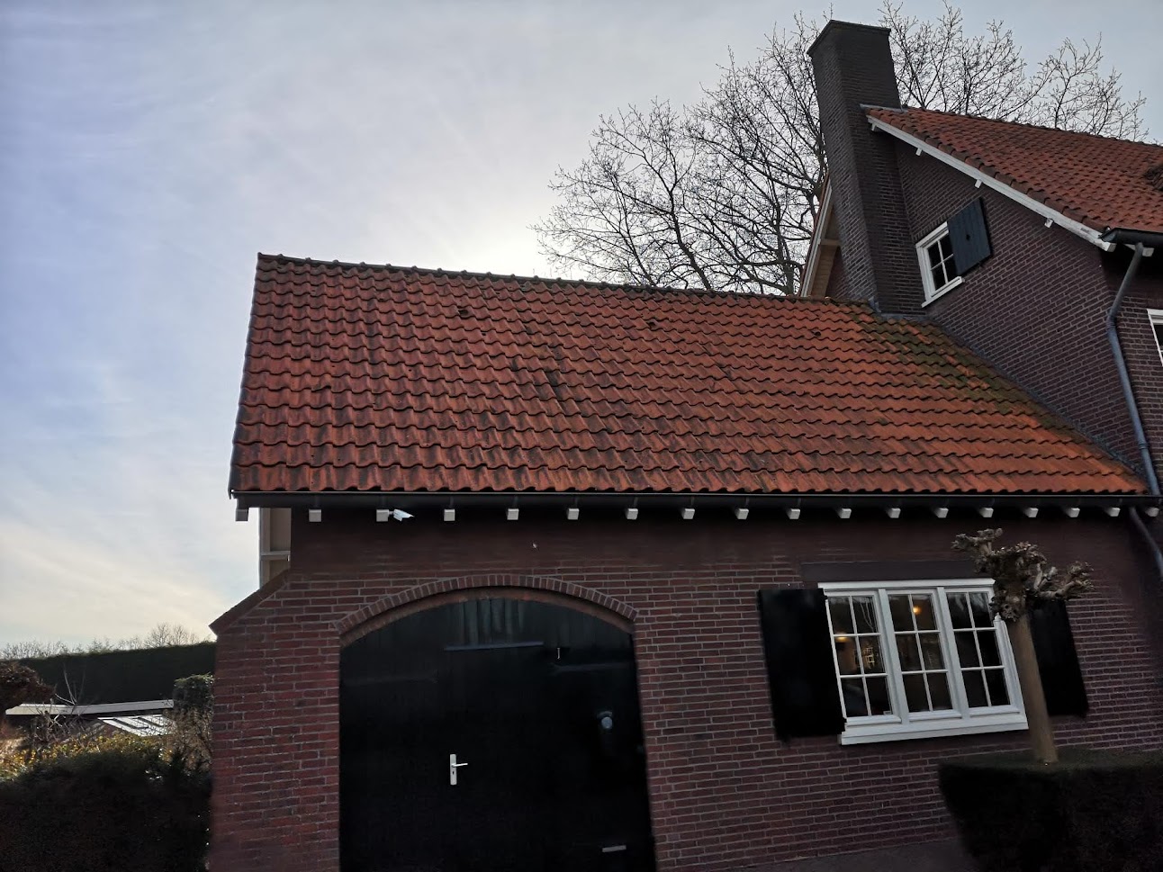 Dak reinigen Zundert VOOR