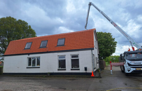 Voorkant dak reinigen Hooge Zwaluwe NA